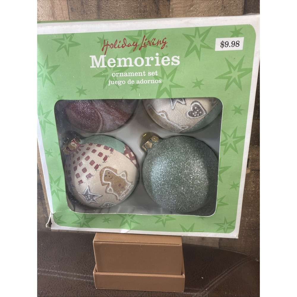 Vintage Holiday Living Memories Glass Christmas Ornaments Set of 4 Gingerbread‎